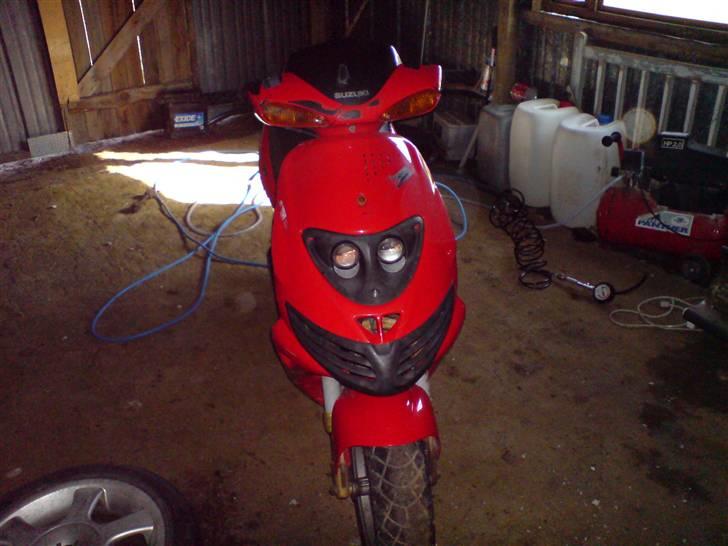 Suzuki Katana *byttet* - Her skal ændres godt og grundigt på fronten... Noget ala stor åben indsugning tror jeg nok ;) billede 11