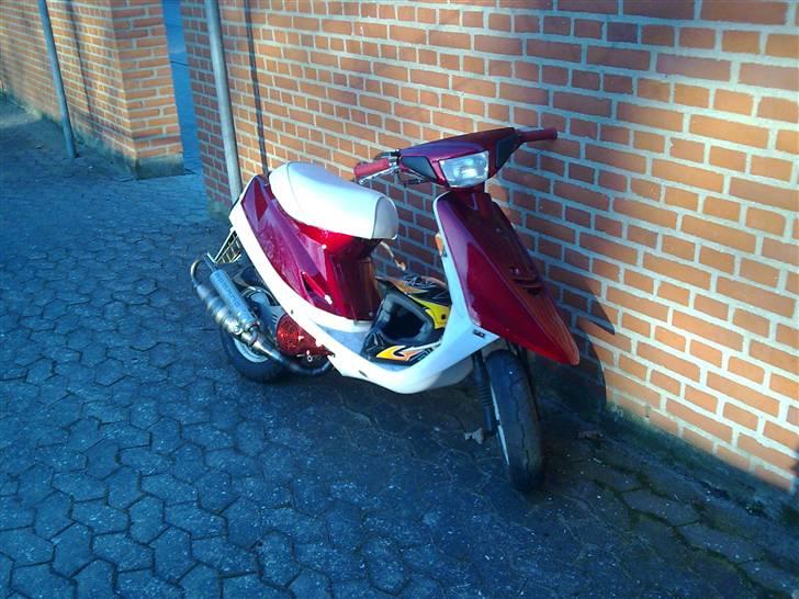 Yamaha Jog FS MHR - STJÅLET!!!!! billede 2