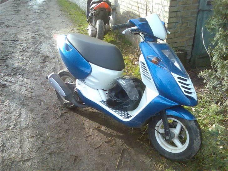 Aprilia Sonic - Den skønne ovre på rideskolen :D billede 1