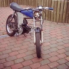 Yamaha 4 gear (solgt)