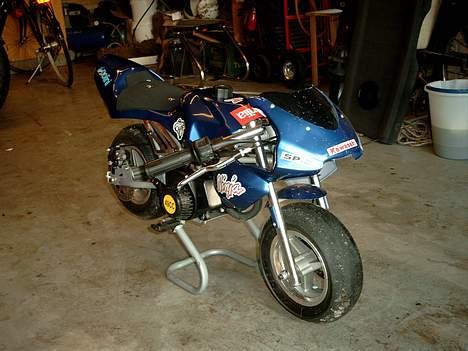 Hyosung 49ccm billede 1