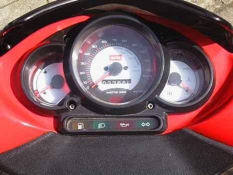 Aprilia SR 50 DiTech - Solgt billede 6
