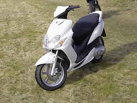 Yamaha jog r billede 2