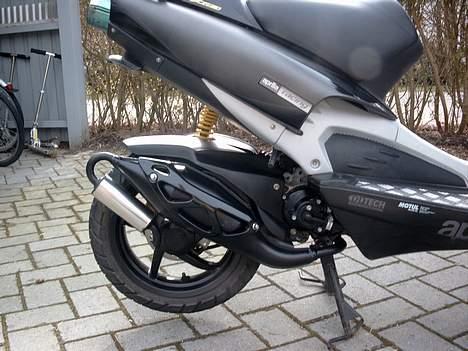Aprilia Sr50 Ditech (Solgt) billede 3