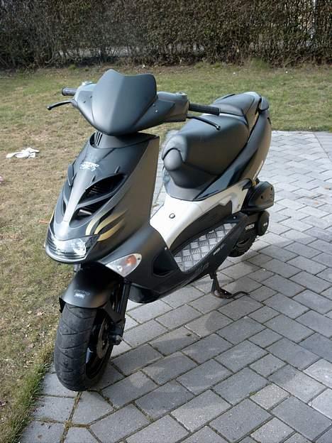 Aprilia Sr50 Ditech (Solgt) billede 6