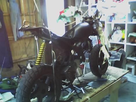 Suzuki street Magic (Solgt) - [Taget med mobil] PROJEKT billede 1