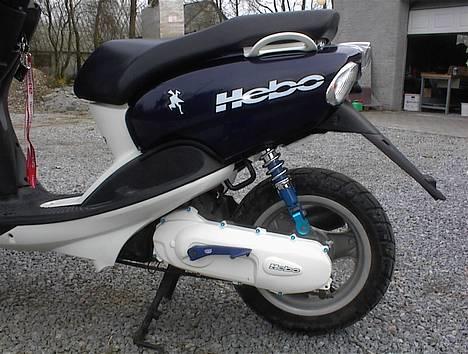 Yamaha neos - mit hjemme malede vario skjold, hebo stickers billede 2