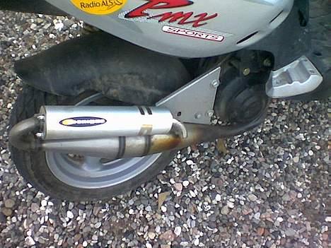 PGO pmx min baby *byttet* - udstødning...... Tecnigas Next..... det er ikk det beste men det går billede 5