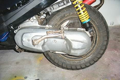 Yamaha jog (SOLGT) billede 3