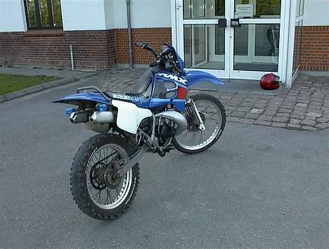 Suzuki rmx   under op bygning billede 1