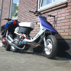 Yamaha Jog Lc Red Top