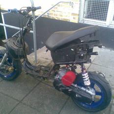 Yamaha Bws Spy - MHR-Red bull ®