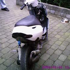 Aprilia sonic Evo 1 LC solgt