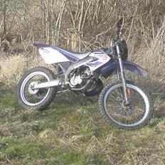 Derbi senda r (solgt)