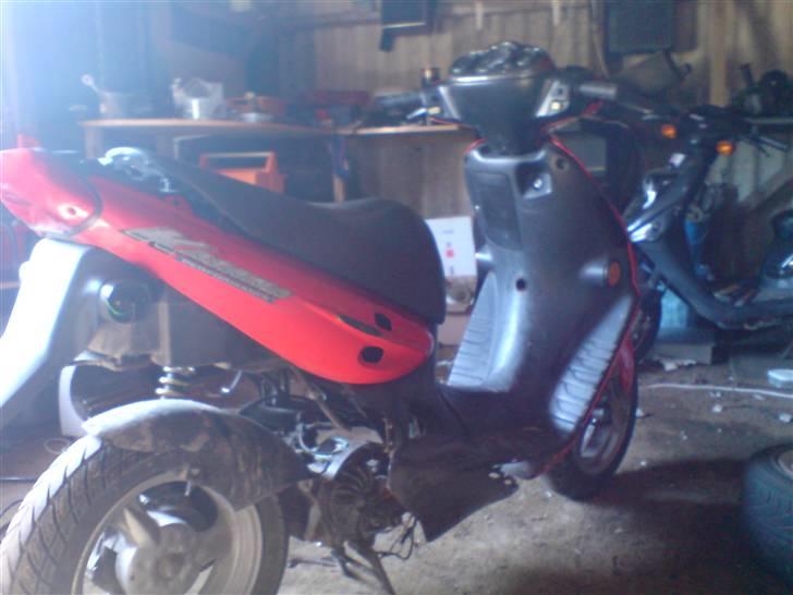 Suzuki Katana *byttet* - Her skal laves om på de gæller der er, de skal nok være lidt større og bule lidt mere ud :) billede 13