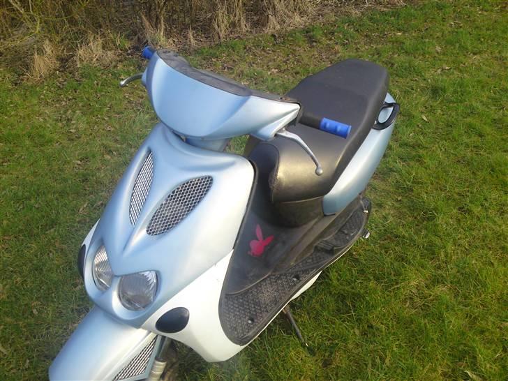 Yamaha neos billede 5