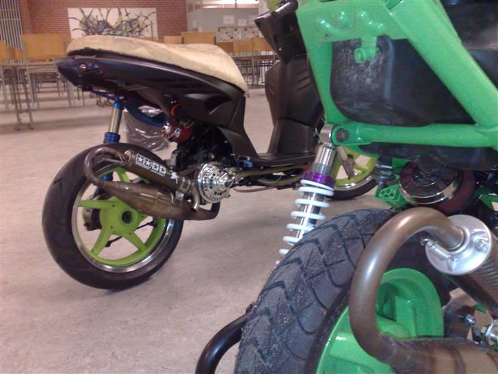 Yamaha slider lc skull (solgt) billede 9