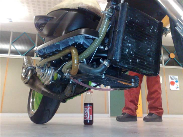 Yamaha slider lc skull (solgt) billede 12