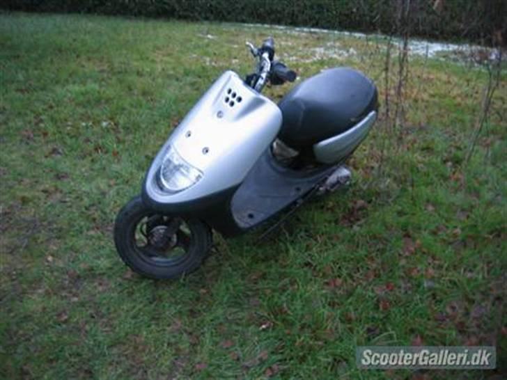 Yamaha jog spaceinvation billede 6