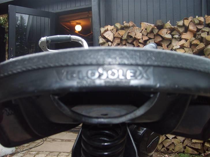 Velo Solex 3800 - Originalt Velo Solex saddel billede 9