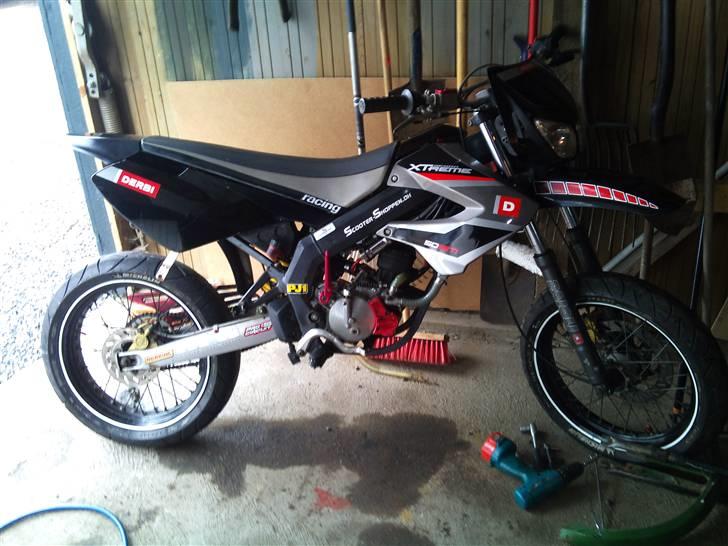 Derbi Senda 'Blacky'' <3 - Graffiti :) billede 9