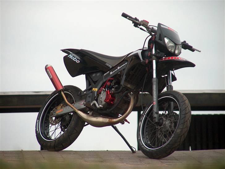 Derbi Senda 'Blacky'' <3 - Marts, nye dæk og fælg bånd :i billede 10