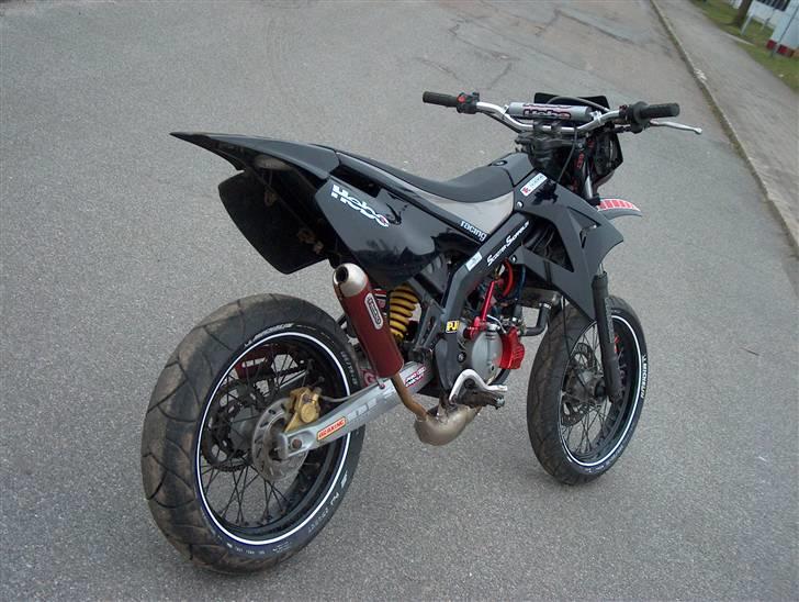 Derbi Senda 'Blacky'' <3 - Marts, nye dæk og fælg bånd :i billede 15