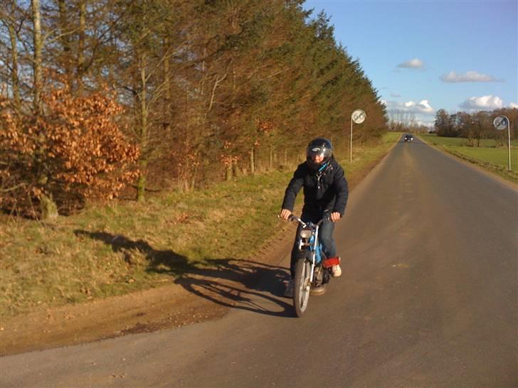 Puch E50 maxi K (solgt) - Emil prøver :D billede 17