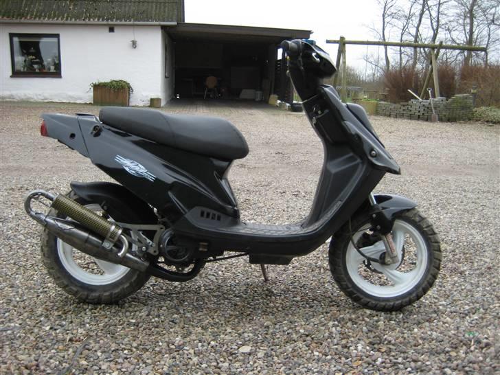 PGO hot 50 billede 1