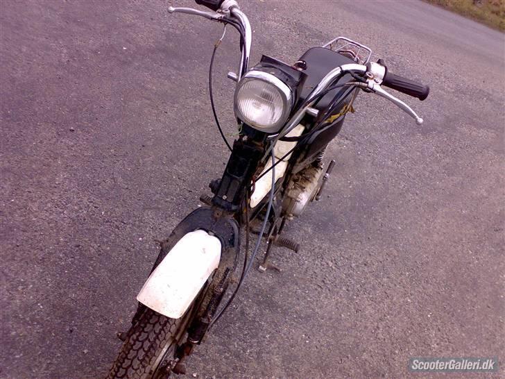 Suzuki FZ50 byttet billede 2