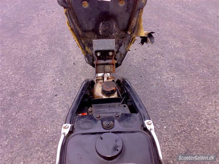 Suzuki FZ50 byttet billede 6