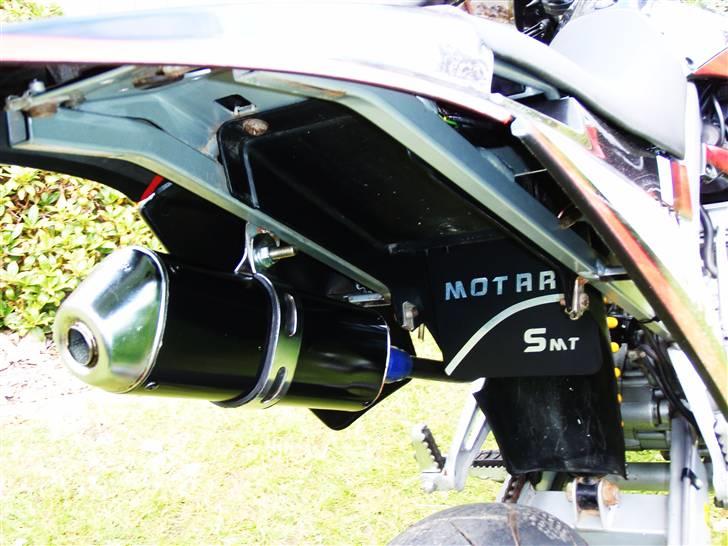 Gilera SMT 'MK' BlackEdition - custom made ´nr. plade´. (: og min lækre MK potte. billede 4