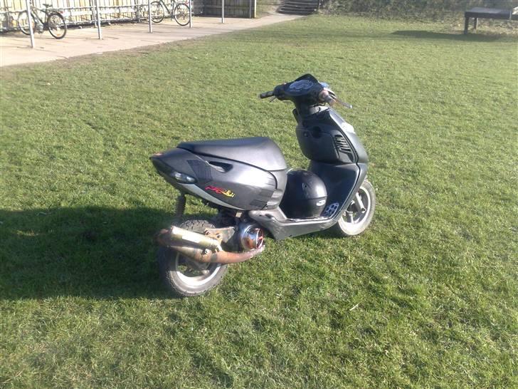 Aprilia Sonic  (under kniven !) billede 9