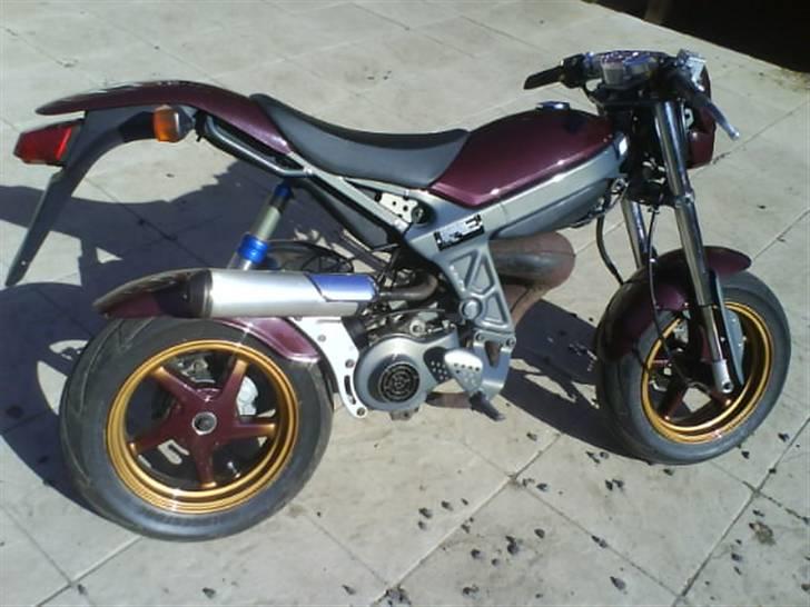 Suzuki Street Magic 'kørt ned'  billede 4