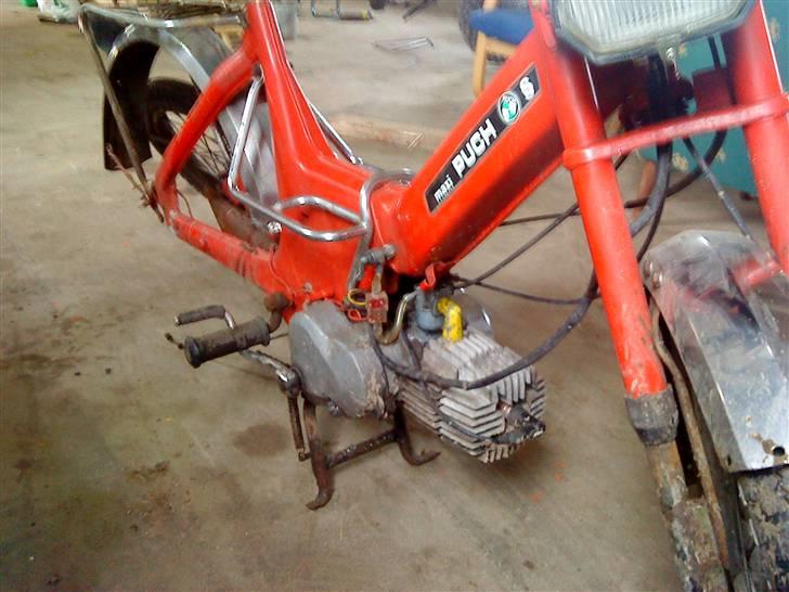 Puch maxi k $ - Da jeg lige havde hentet den.. glemte at tage billedet med hjulet på billede 13