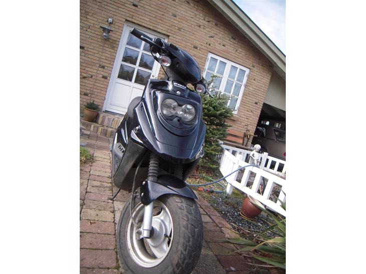 {{currentPhoto.altText}} billede {{currentPhoto.number}}