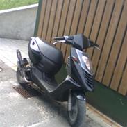 Aprilia Sonic ac solgt