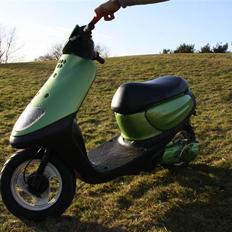 Yamaha jog space solgt