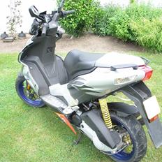 Aprilia Sr50 Factory