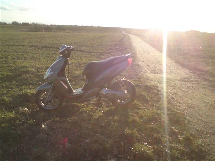 Yamaha Jog R ( SOLGT ) billede 7