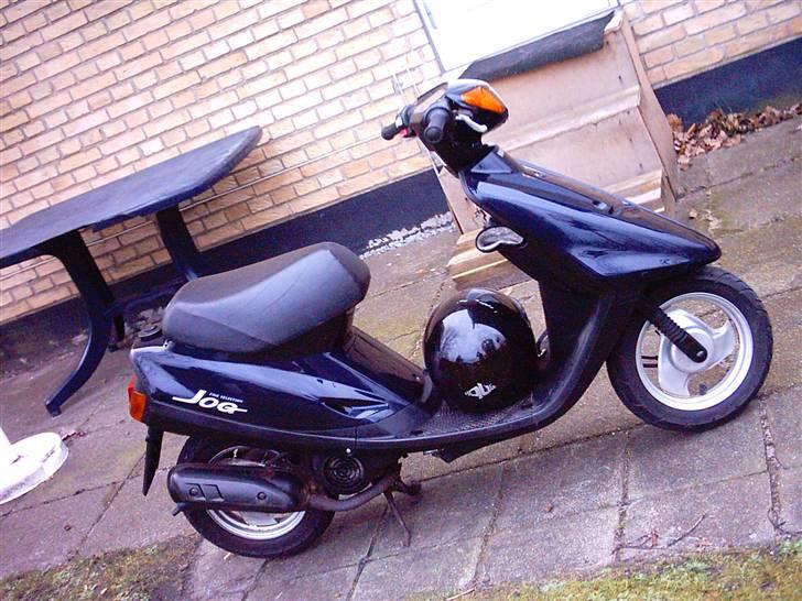 Yamaha Jog Standard SOLGT! billede 4