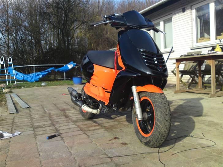 Aprilia sonic: red top  solgt billede 3