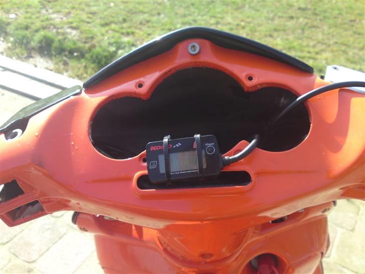 Aprilia sonic: red top  solgt billede 7