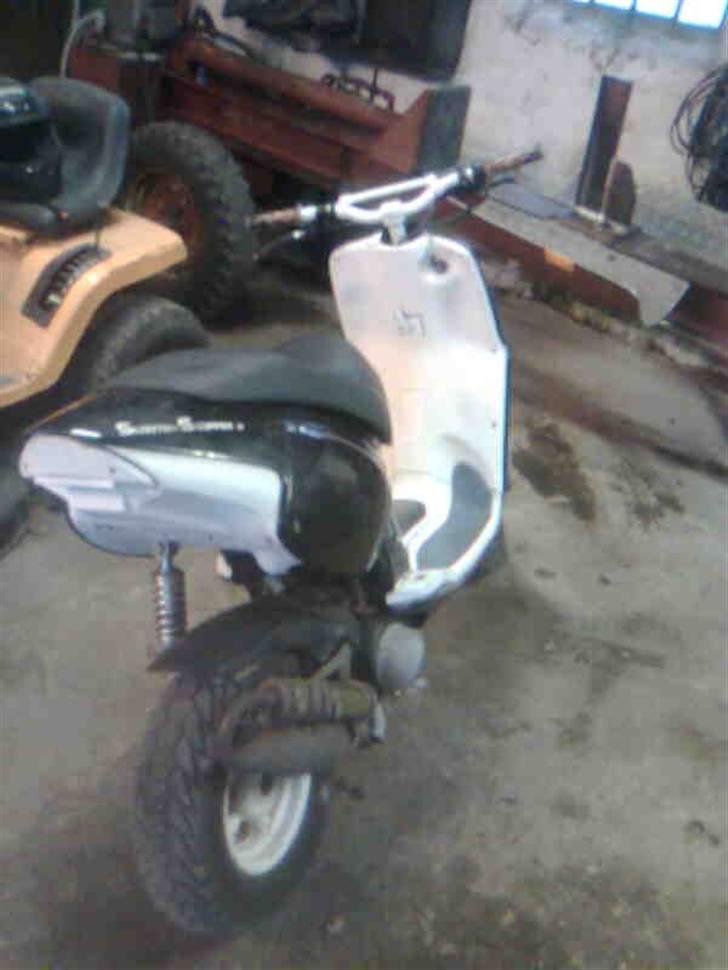 Aprilia rally billede 1