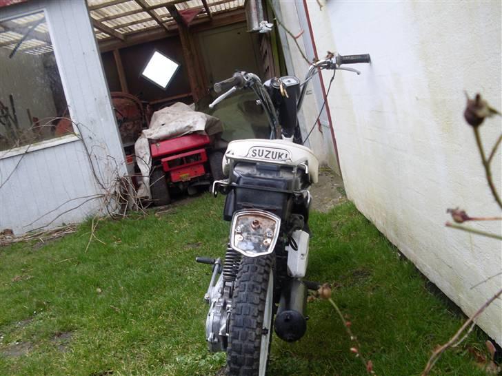 Suzuki fz 50 *solgt* billede 10