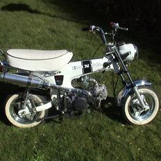 Honda Dax