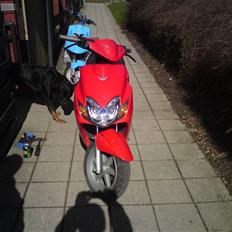 Yamaha jog r (solgt)