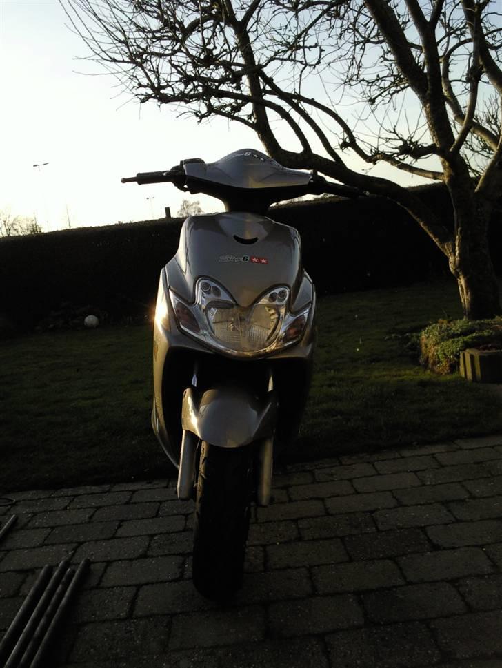 Yamaha Jog R BYTTET - sådan så den ud dagen inden solo ulykke  billede 11