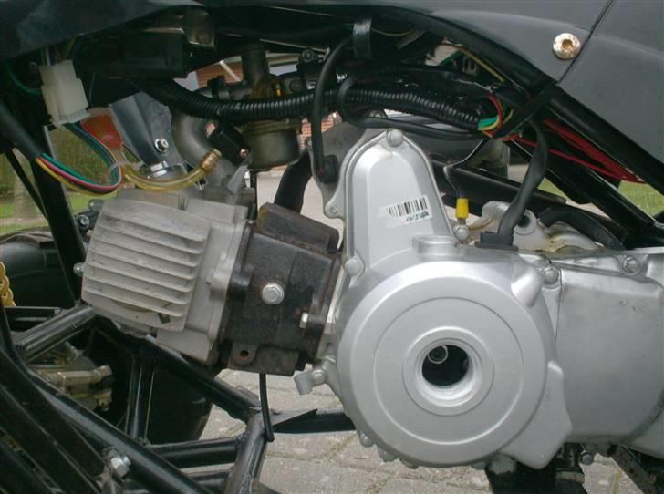 FNH kina model solgt billede 2