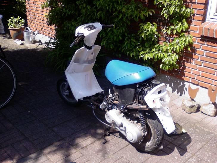 Yamaha Jog (solgt) billede 3